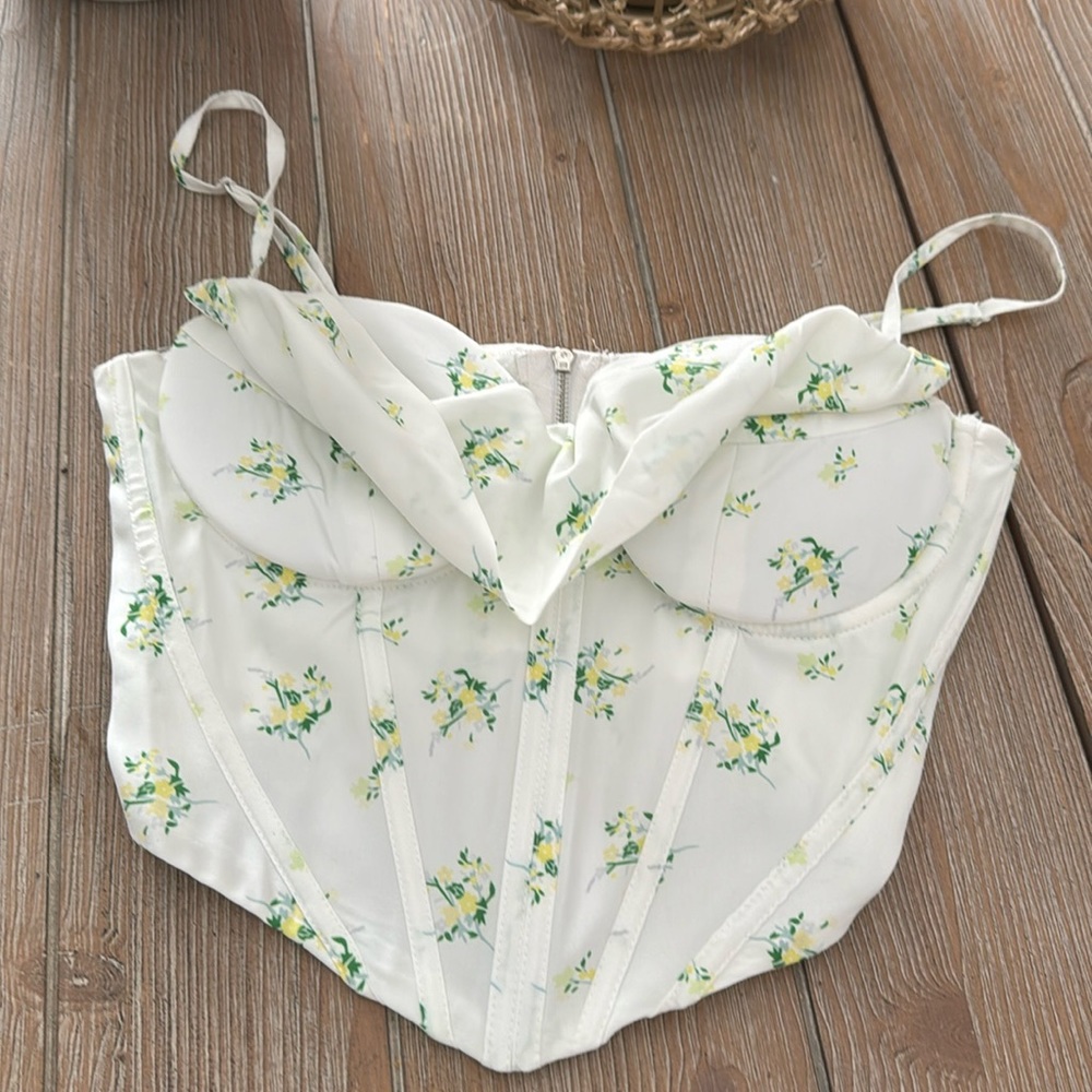 Marthea corset crop NWOT